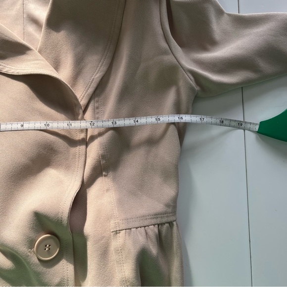 FAVLUX Tan Blazer - Picture 6 of 8